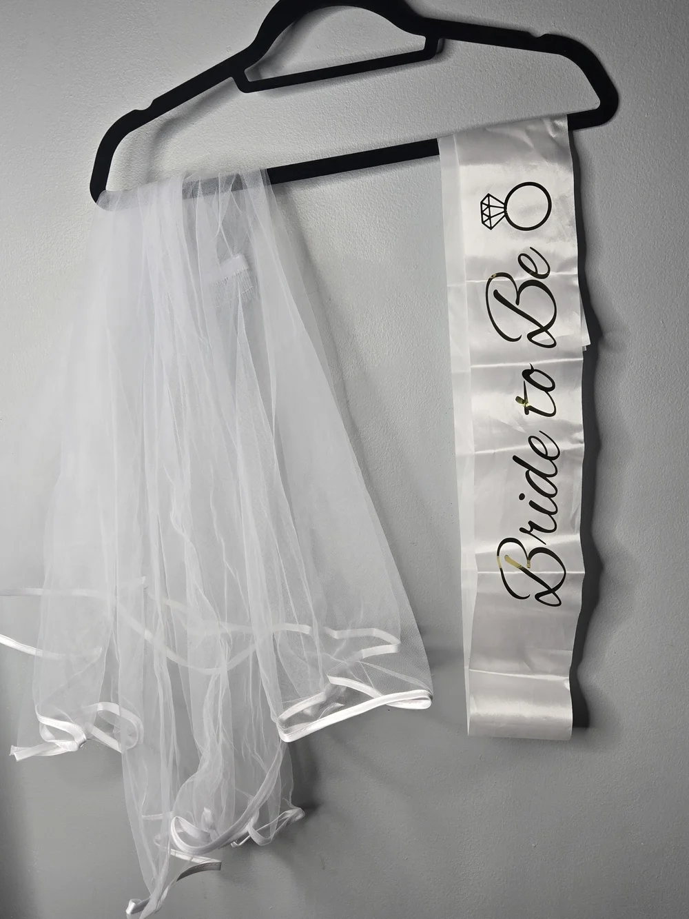 Bride to Be White Tulle Veil Satin Sash Gold Black Bridal Shower Bachelorette